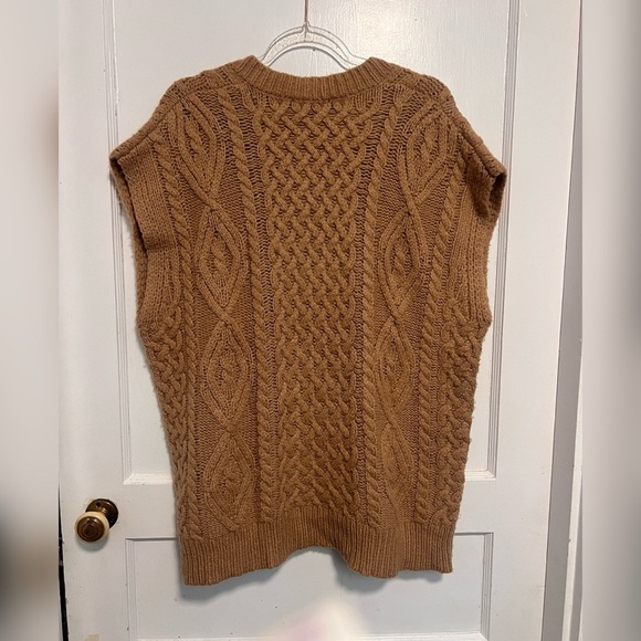 ONA Audrey Sweater Alpaca Wool Vest in Camel SOLD OUT Size M/L - Picture 5 of 6